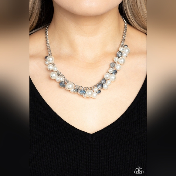 Glinting Goddess Necklace - Picture 1 of 4